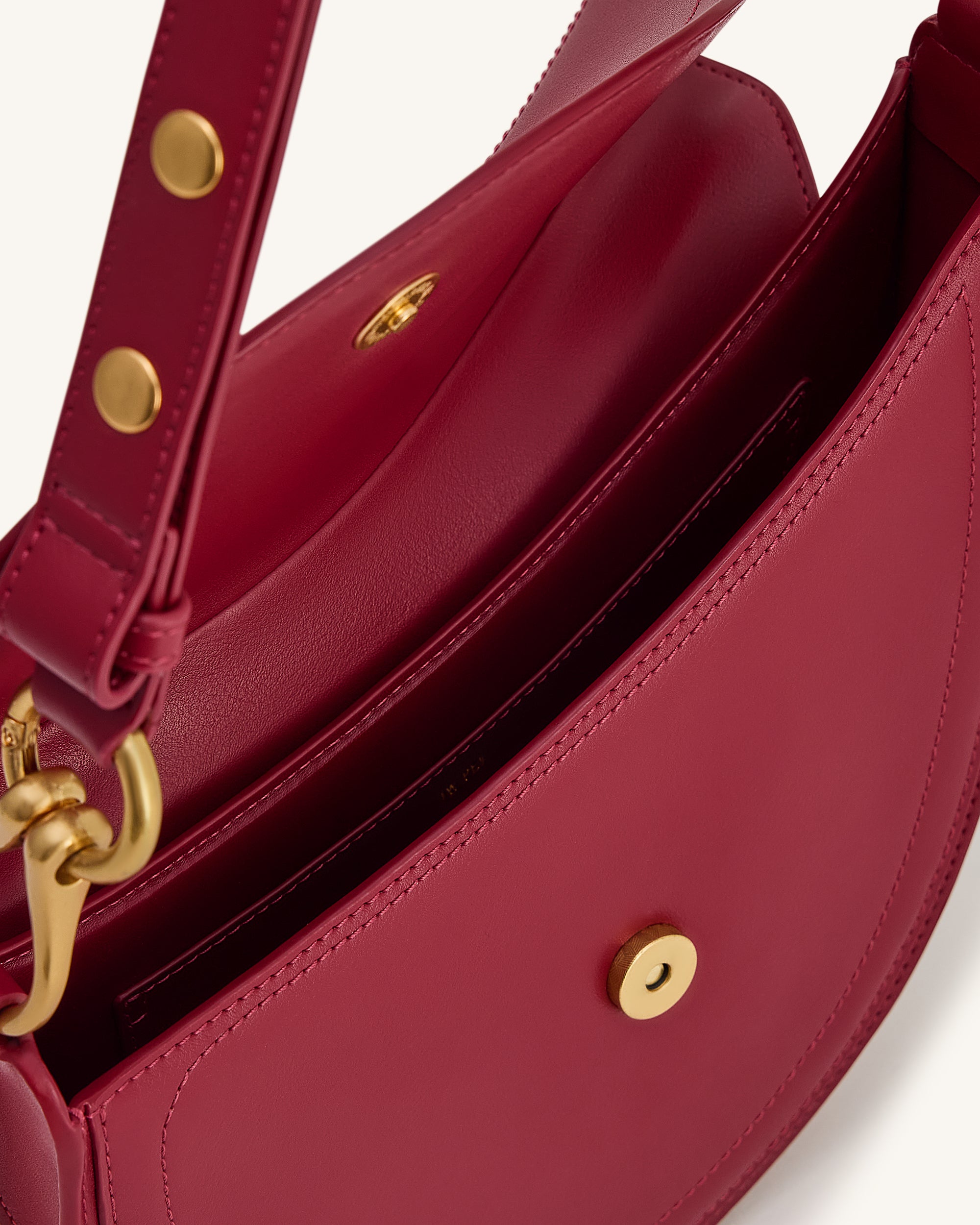 Ashlie Crossbody Bag - Burgundy - Image 4